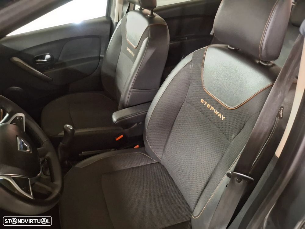 Dacia Sandero 0.9 TCe Stepway - 9