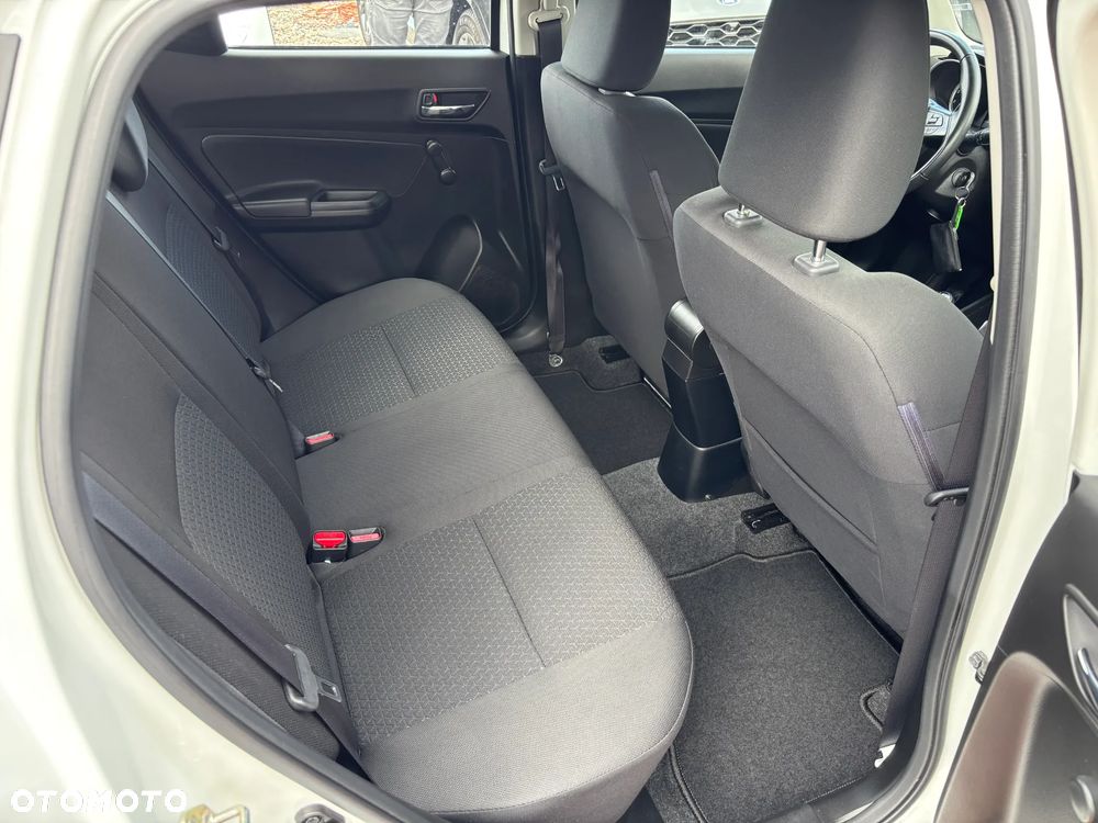 Suzuki Swift - 15