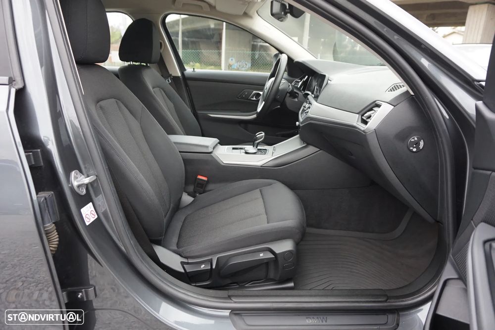 BMW 330 e Corporate Edition Auto - 18