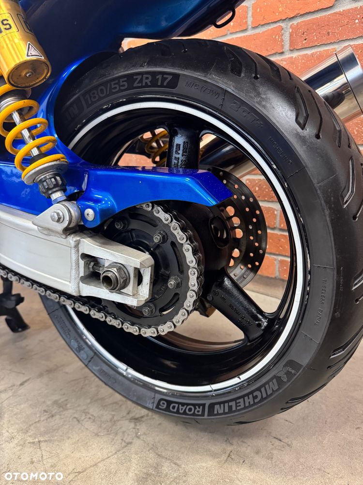 Yamaha XJR - 23