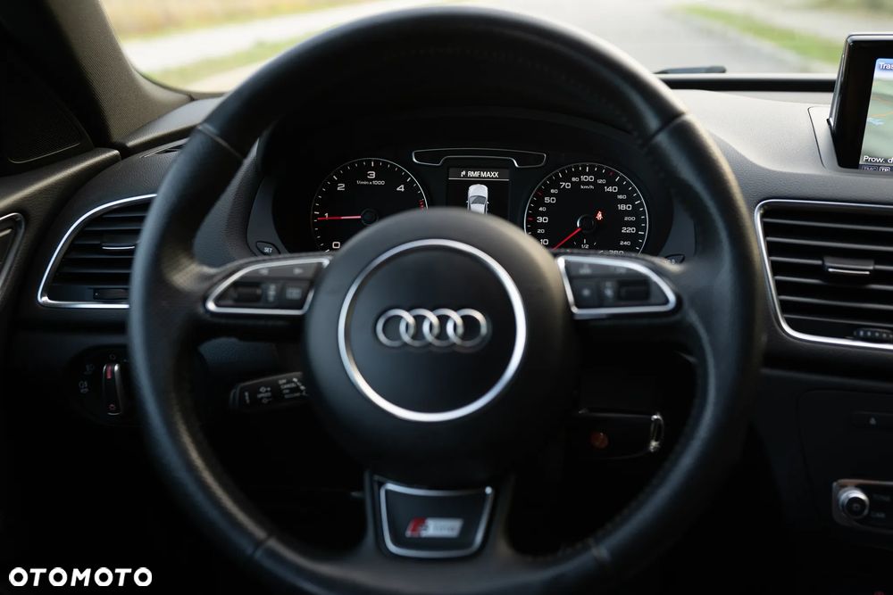 Audi Q3 2.0 TDI Quattro S tronic - 28