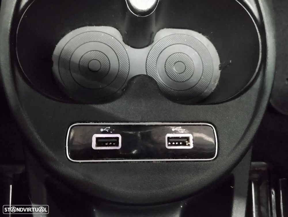 Fiat 500 1.0 Hybrid Connect - 27