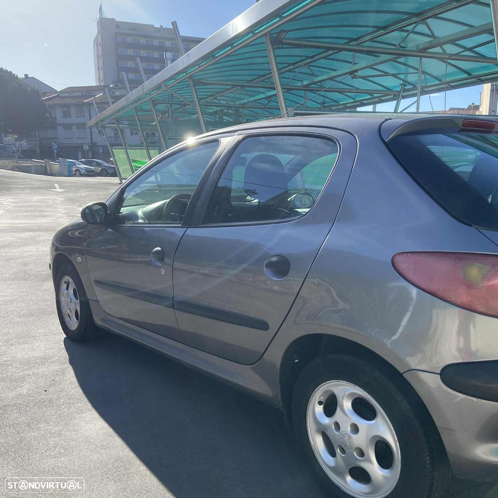 Peugeot 206 1.9 D XT - 6
