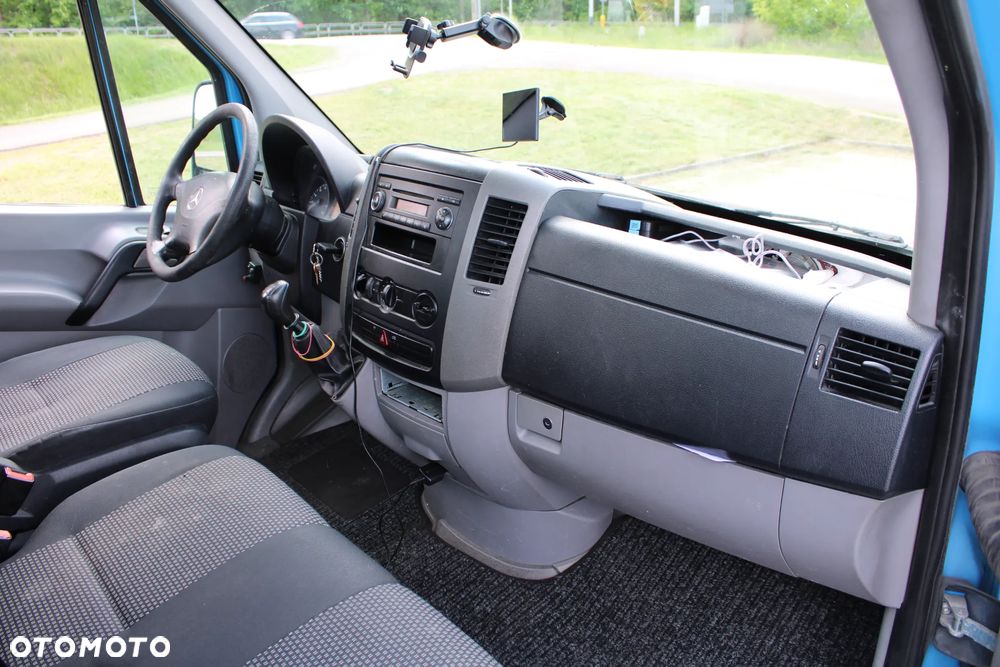 Mercedes-Benz Sprinter - 17