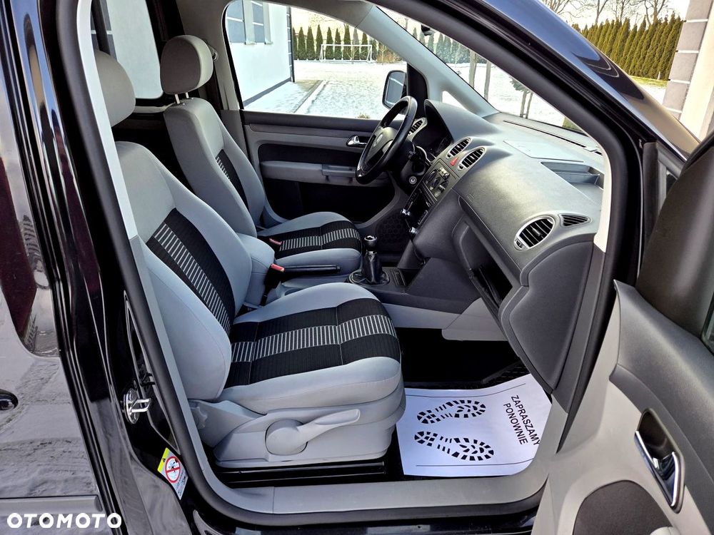 Volkswagen Caddy 1.6 Life Style (7-Si.) - 17