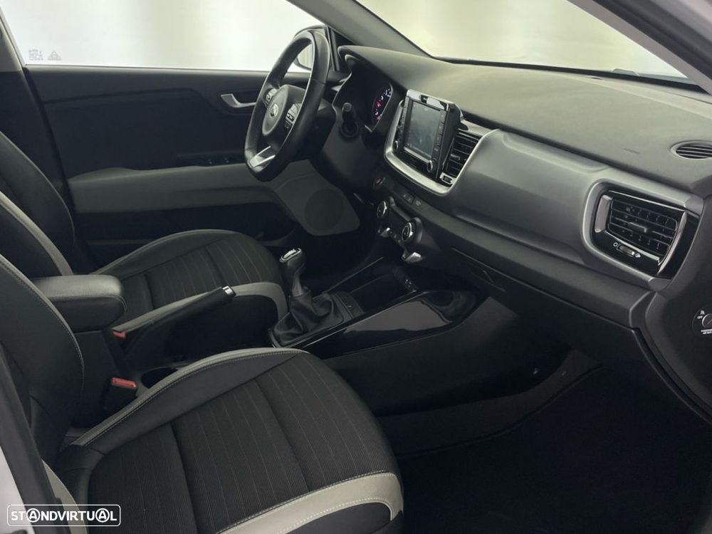 Kia Stonic 1.0 T-GDI TX - 22