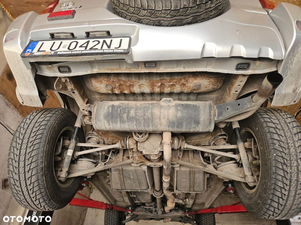 Toyota RAV4 2.0 VVT-i 4x4 - 17