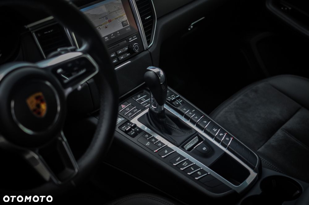 Porsche Macan - 8