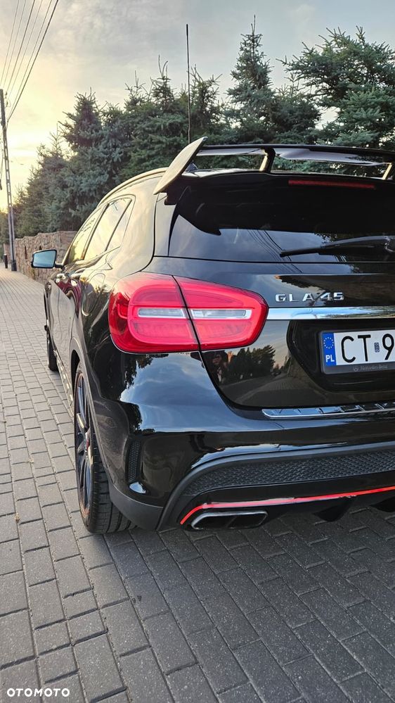 Mercedes-Benz GLA 45 AMG 4Matic 7G-DCT Edition 1 - 4