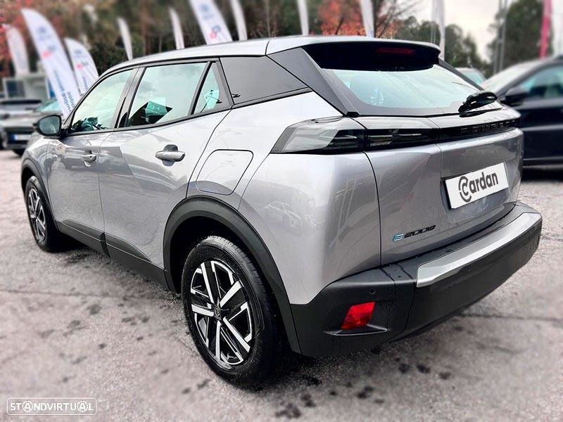Peugeot e-2008 54 kWh Style - 6