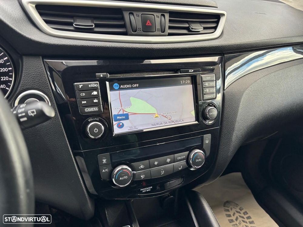 Nissan Qashqai 1.5 dCi Tekna J19 - 20