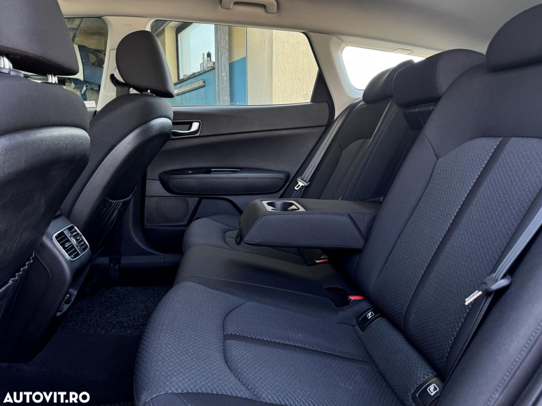 Kia Optima - 23