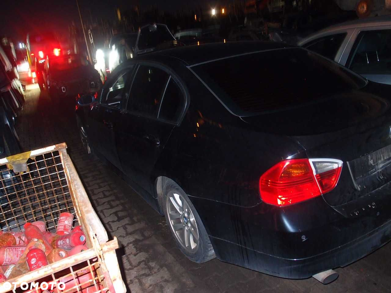 BMW e90 / 2.0 B / 2006 r. / na części - 3