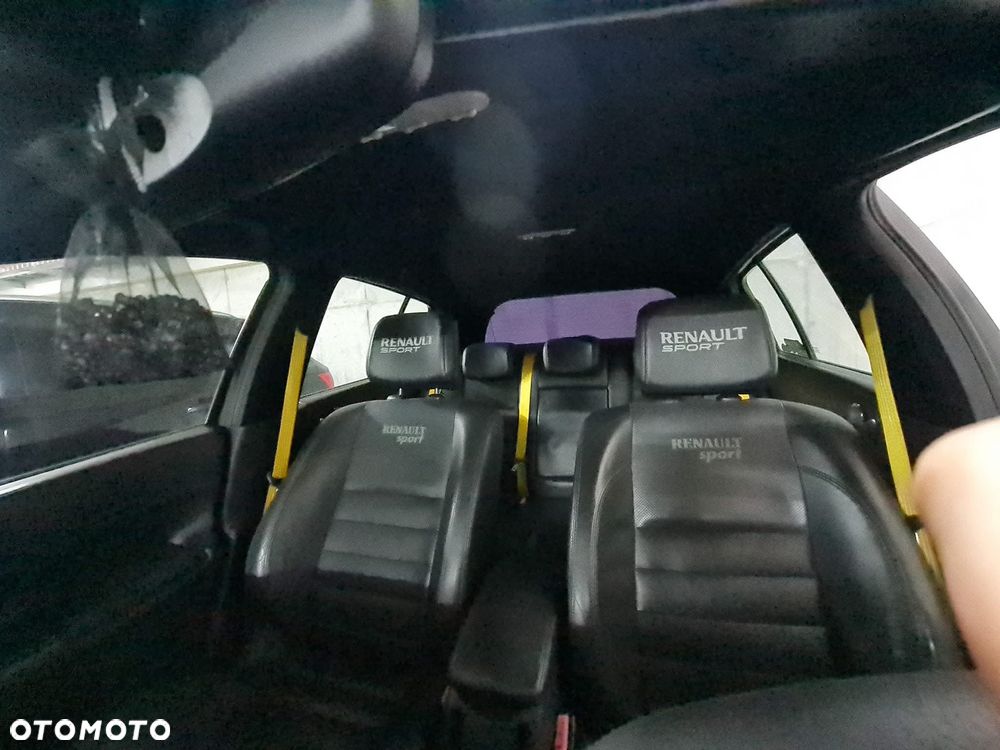 Renault Megane 2.0 Sport - 10