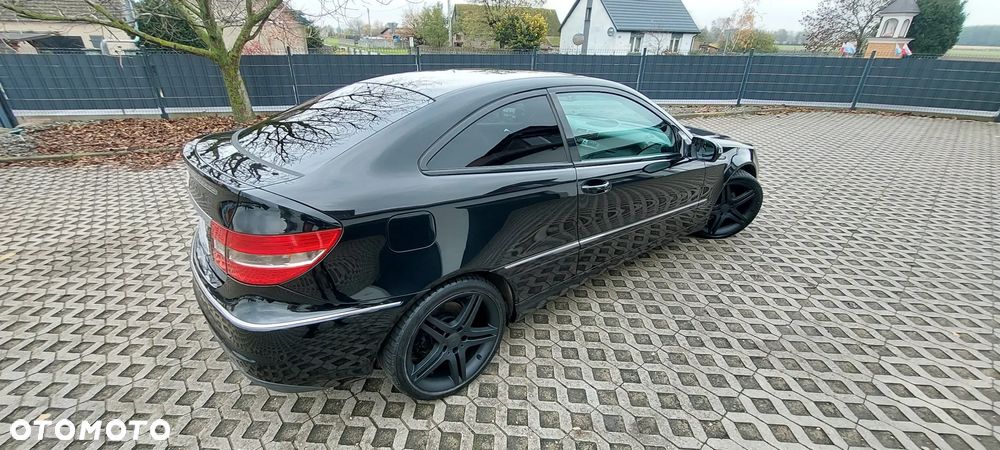 Mercedes-Benz CLC - 35