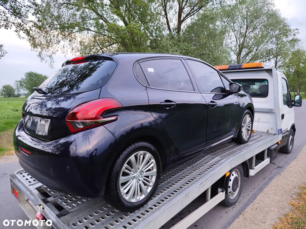 Peugeot 208 PureTech 82 Stop & Start Signature - 6
