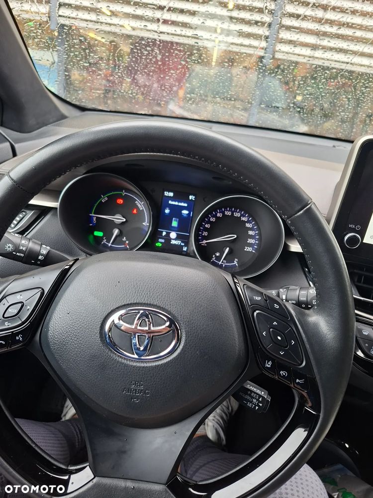 Toyota C-HR - 36