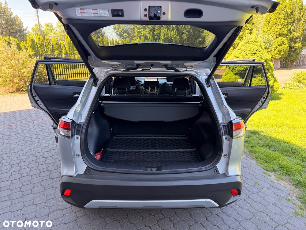 Toyota Corolla Cross 2.0 Hybrid Style AWD - 32