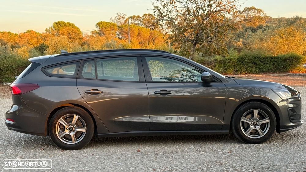 Ford Focus - 7
