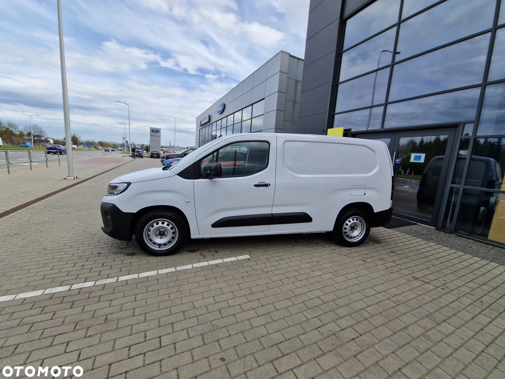 Opel COMBO - 4