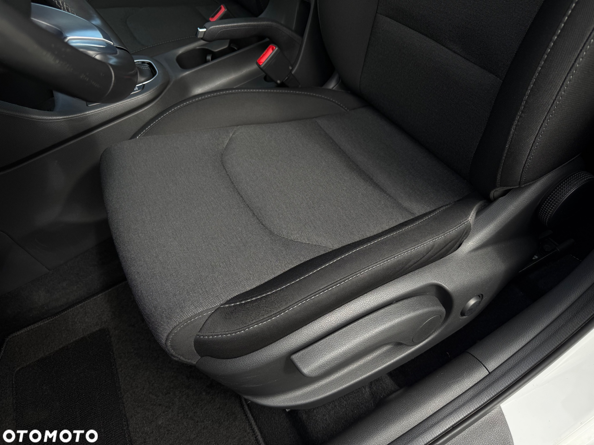 Hyundai i30 Kombi 1.6 CRDI DCT Passion Plus - 15
