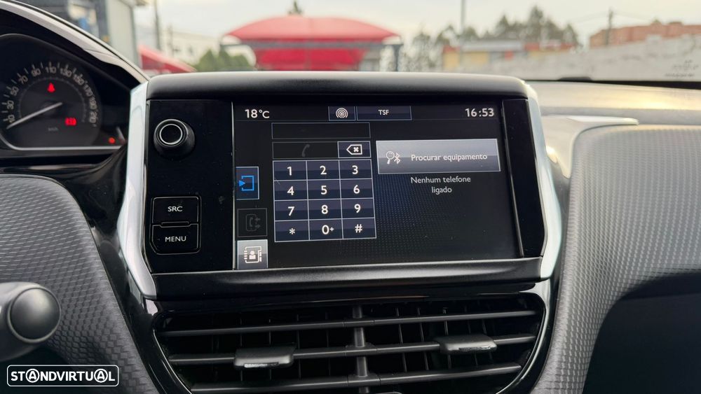 Peugeot 208 1.2 PureTech Style - 29