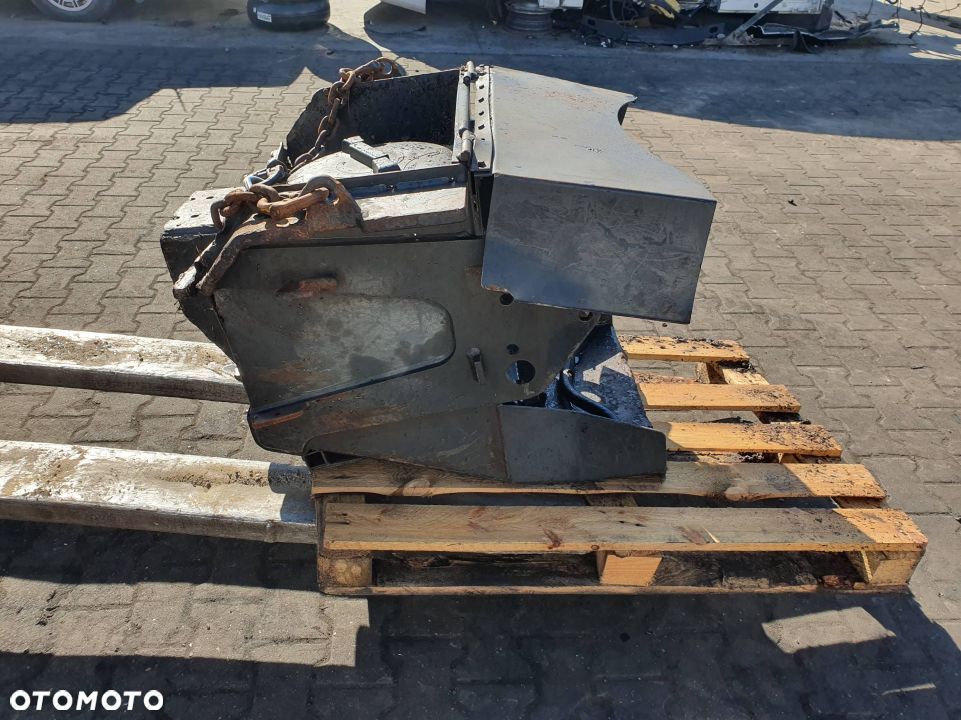 ZBIORNIK PONSSE BEAVER OLEJU PRZÓD - 7