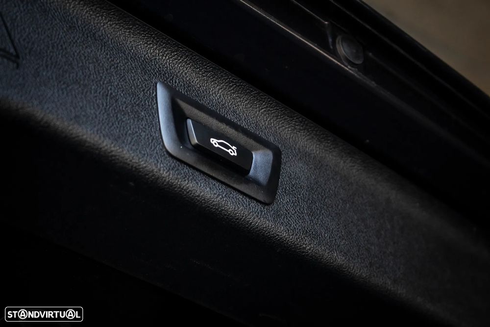 BMW 520 d Line Luxury Auto - 28