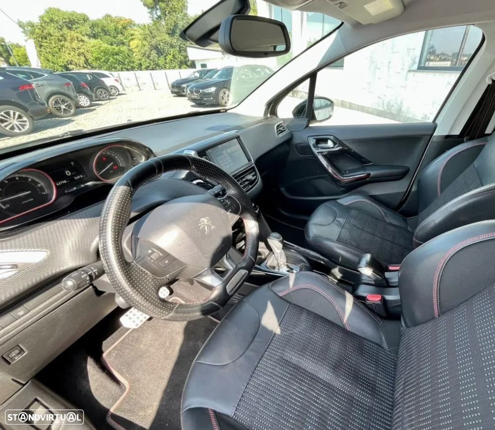 Peugeot 2008 PureTech 110 Stop&Start GT-Line Edition - 7