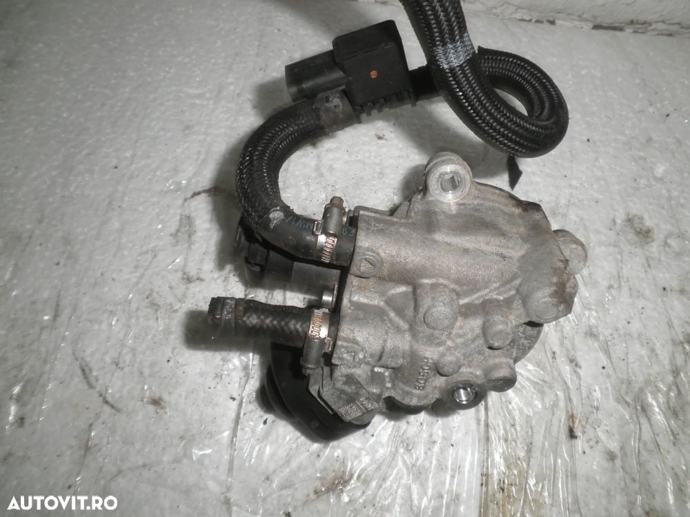 Pompa inalta presiune BMW Seria 3 F30 F31 2.0 d 0445010519 7823452