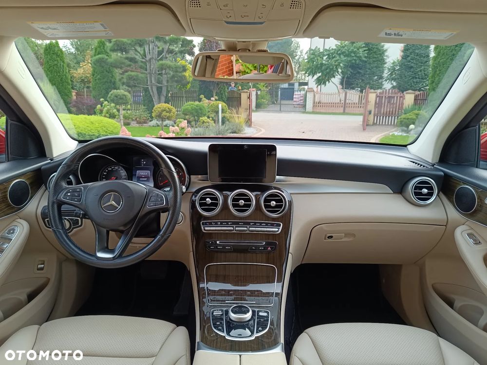 Mercedes-Benz GLC - 23