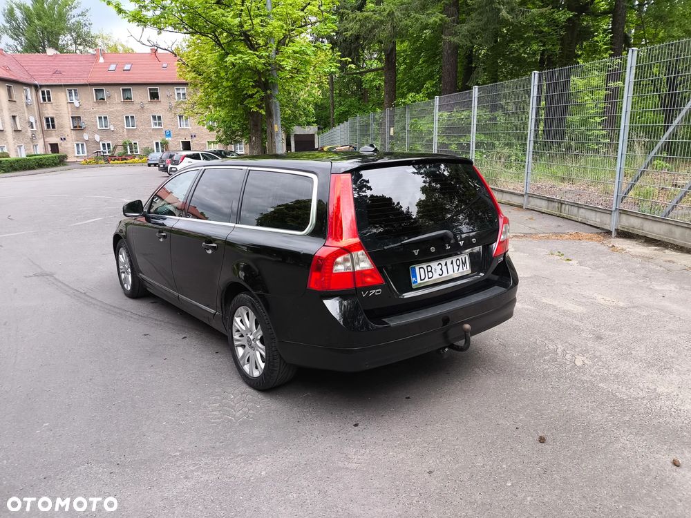 Volvo V70 D3 Momentum - 21