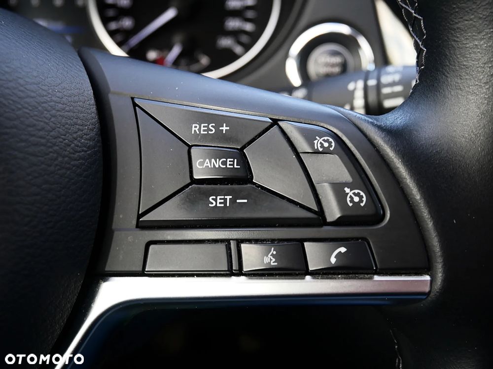 Nissan Qashqai 1.5 dCi Tekna - 10