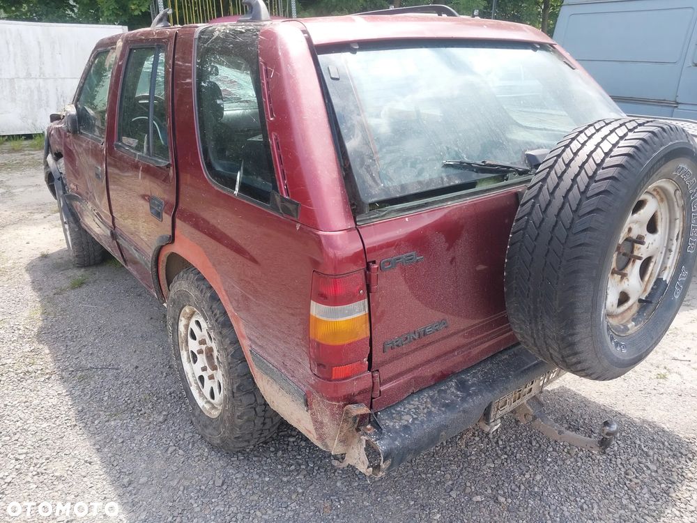 Opel Frontera A Long 4x4 terenówka silnik 2.2 Benzyna X22XE X22SE skrzynia biegów most reduktor napęd rama poroże kangur bumper przód wał wachacz bak zbiornik osłona koła felgi szyba wydech hak holowniczy lampa zamek koło zapasowe klapa tył tylna szyba uchylna NA CZĘŚCI WSZYSTKIE CZĘŚCI - 6