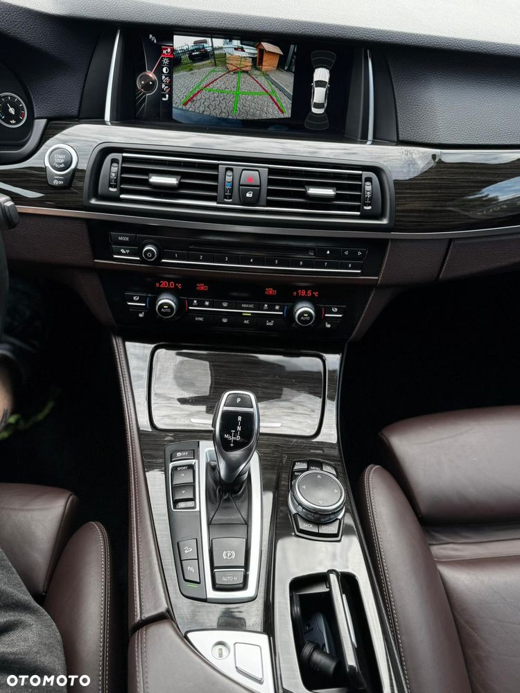 BMW Seria 5 535d xDrive - 10