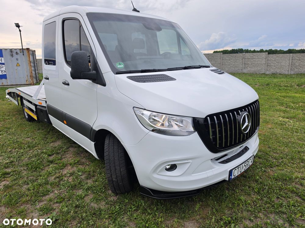 Mercedes-Benz Sprinter 907 - 4