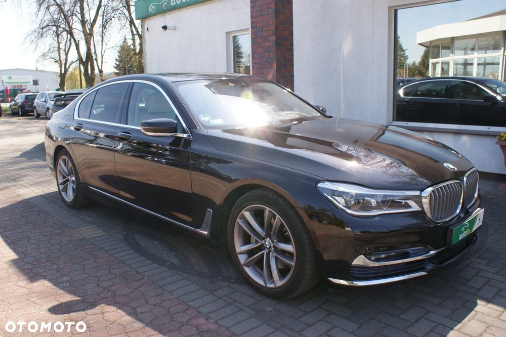 BMW Seria 7 - 1