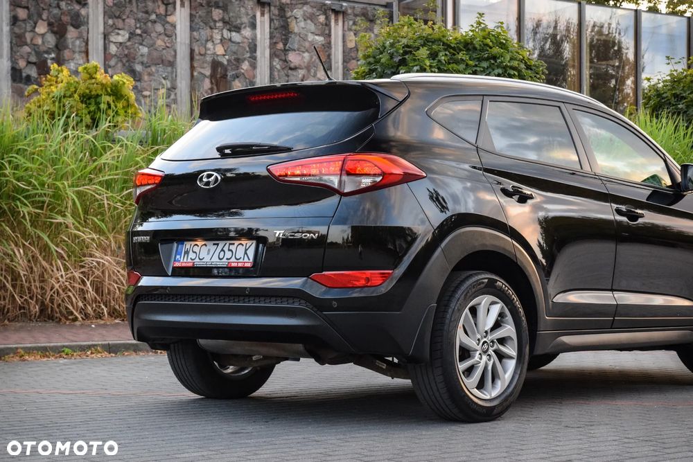Hyundai Tucson 1.6 GDI BlueDrive Style 2WD - 11