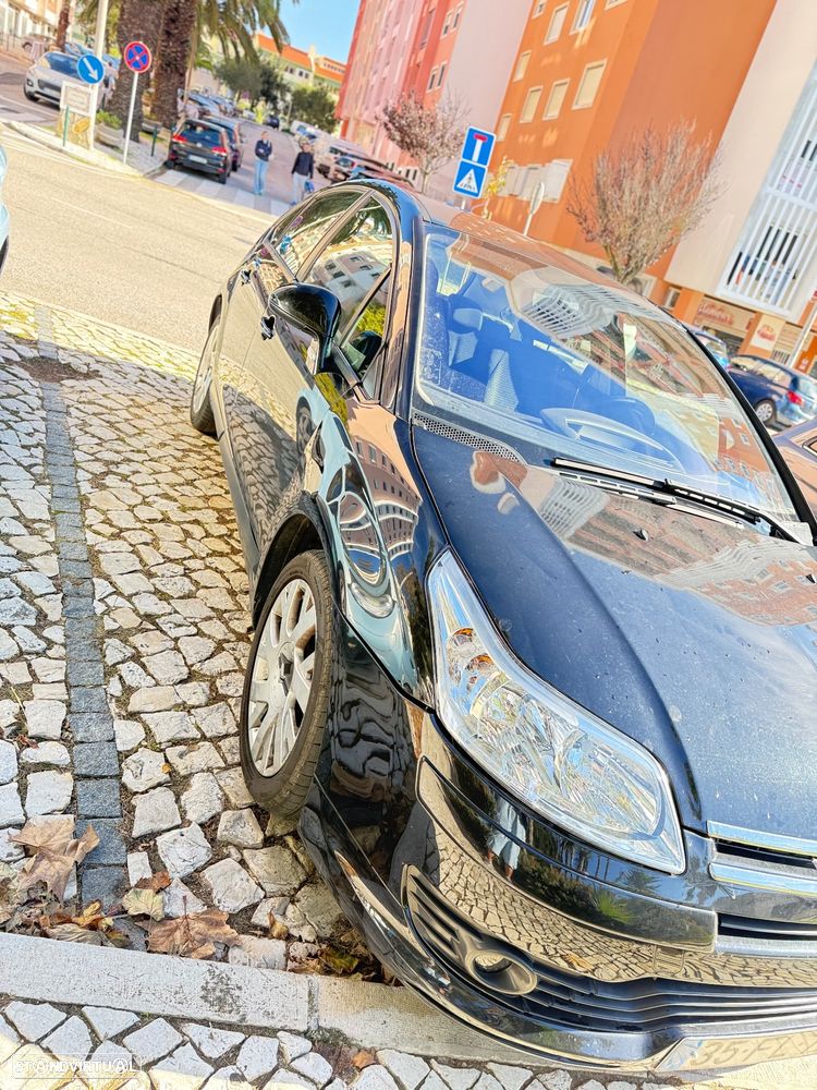 Citroën C4 1.6 HDi 110 VTR Pack - 2