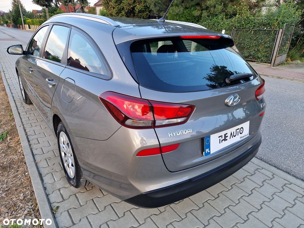 Hyundai i30 1.4 GO Plus - 33