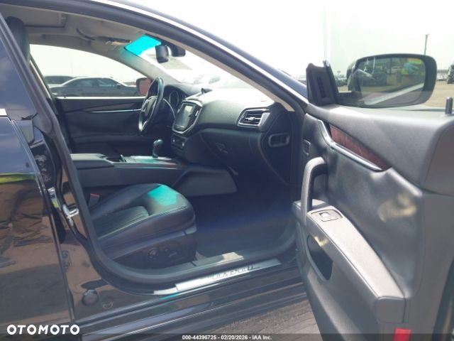 Maserati Ghibli S Q4 - 11