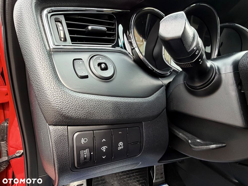 Kia Ceed 1.6 CRDi GT Line - 35