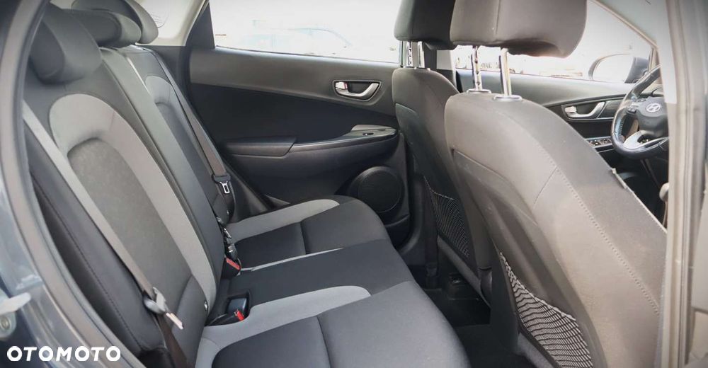 Hyundai Kona - 14