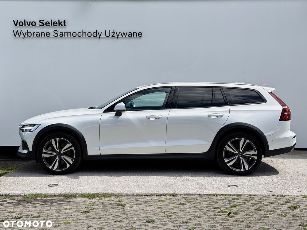 Volvo V60 Cross Country - 2