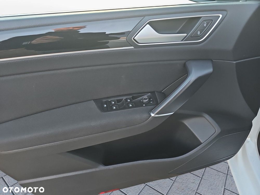 Volkswagen Touran 2.0 TDI BMT Highline DSG - 22