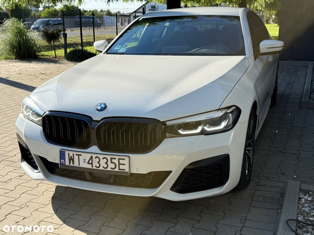 BMW Seria 5 520d xDrive MHEV M Sport sport - 2
