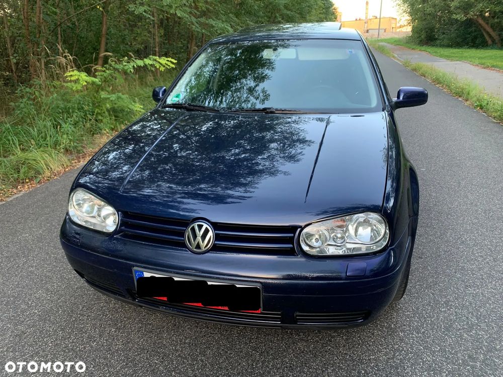 Volkswagen Golf - 4