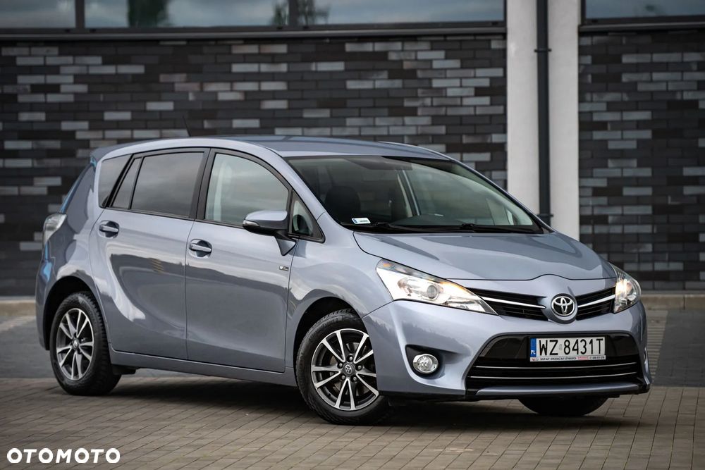 Toyota Verso - 1