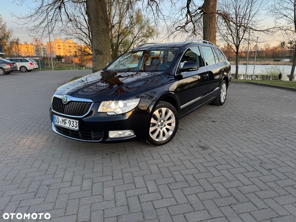 Skoda Superb 2.0 TDI DSG Exclusive - 1