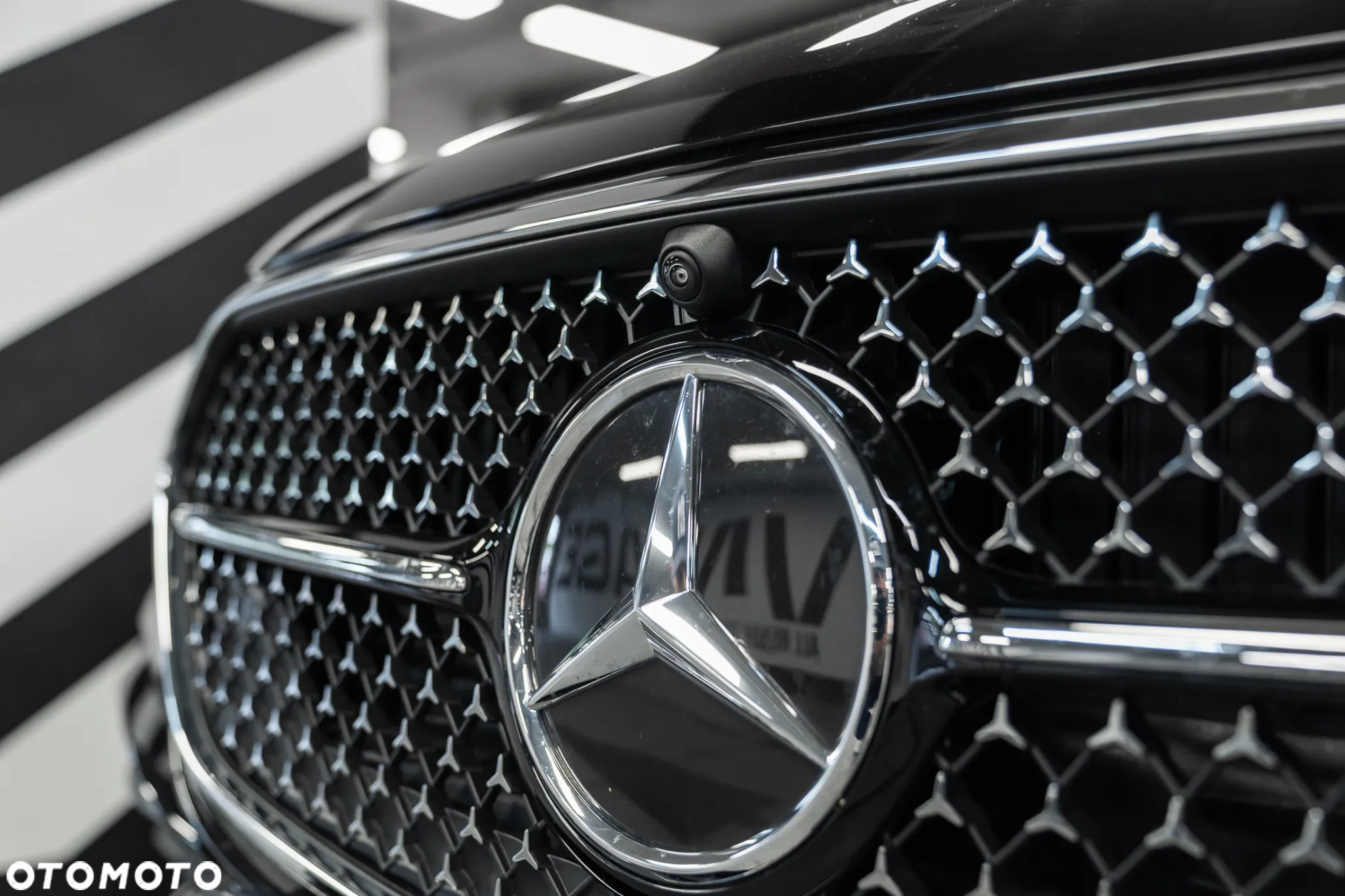 Mercedes-Benz Klasa E 220 d 4-Matic AMG - 12